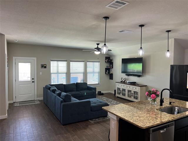 629 Turtle Crk Pk Trl in Alvarado, TX - Building Photo - Building Photo