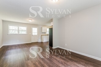 4820 Oak Grove Dr in Cumming, GA - Building Photo - Building Photo