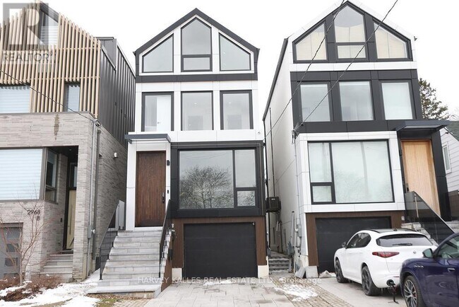 property at 2970A Bayview Ave