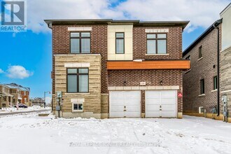 110 Cattail Cres in Hamilton, ON - Building Photo - Building Photo