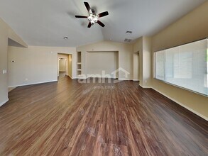 11369 W Lincoln St in Avondale, AZ - Building Photo - Building Photo