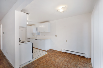 570 Ward St in Seattle, WA - Building Photo - Building Photo