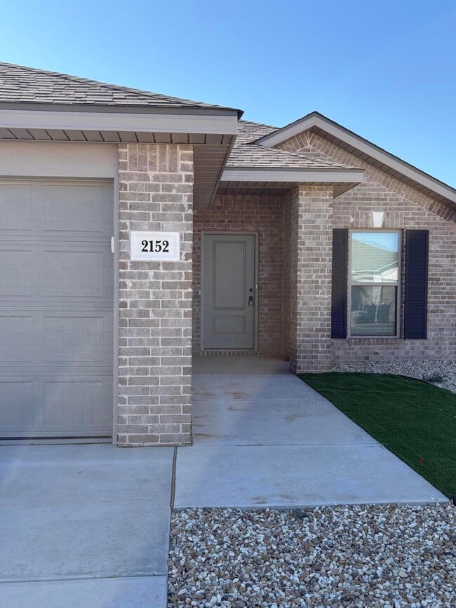 property at 2152 Kokomo Ave