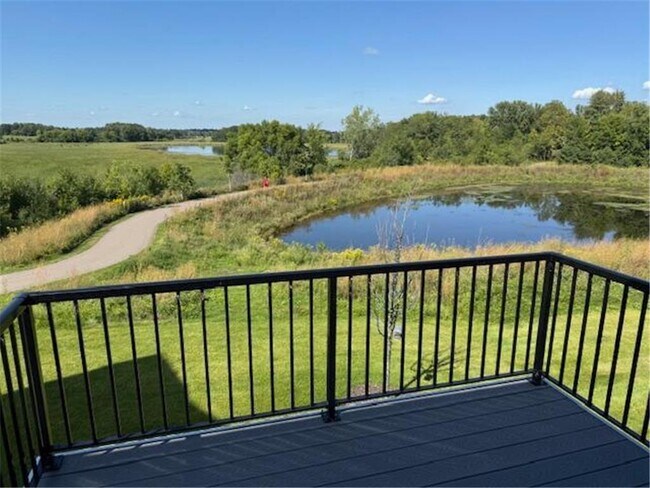 18928 73rd Ave N in Maple Grove, MN - Building Photo - Building Photo