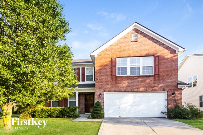 property at 5671 W Woodview Trail