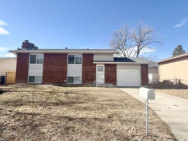 property at 7010 Silverheels Ct