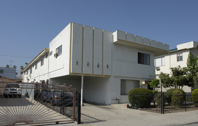 5441 Barton Ave in Los Angeles, CA - Building Photo - Building Photo