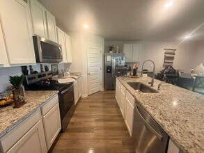 5509 Silverbell Dr in Milton, FL - Building Photo - Building Photo