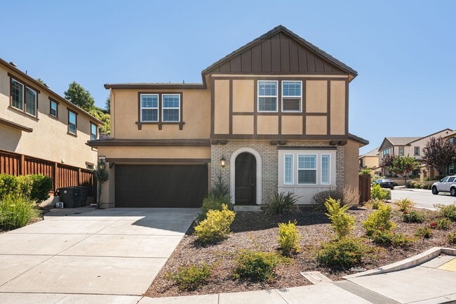 property at 3898 Highpointe Ct