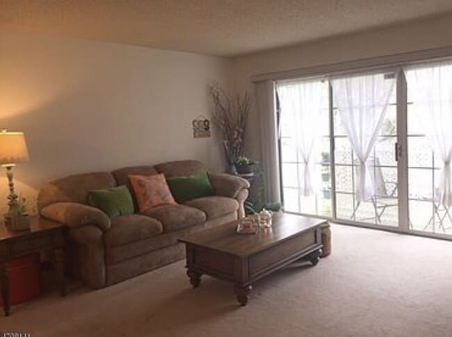 59 Lindsey Ct in Franklin Park, NJ - Building Photo - Building Photo