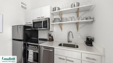 3609 Wynkoop St, Unit 427 in Denver, CO - Building Photo - Building Photo