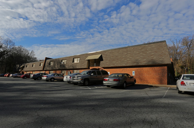 Washington Square Apartments in Concord, NC - Building Photo - Building Photo