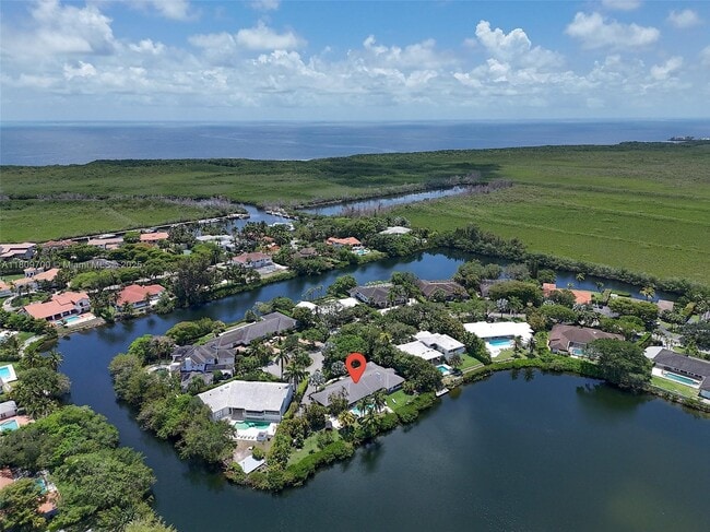415 Rovino Ave in Coral Gables, FL - Building Photo - Building Photo