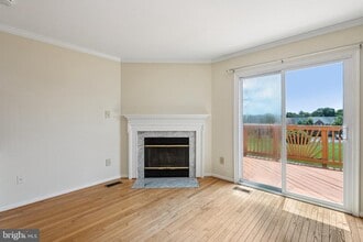 43971 Kitts Hill Terrace in Ashburn, VA - Building Photo - Building Photo