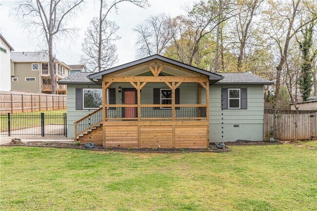 property at 1660 White Oak Way