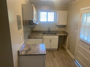2600 Holton Ave-Unit -1 in Charlotte, NC - Building Photo - Building Photo