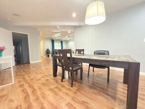 16656 Nordhoff St in Los Angeles, CA - Building Photo - Building Photo