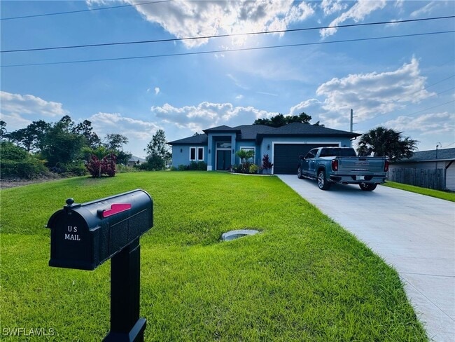 property at 52 Unice Ave S
