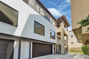 650 Birdsall St in Houston, TX - Building Photo