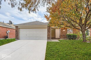2210 Sumac Dr in Forney, TX - Building Photo