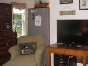 68 Chickenboro Rd in Thornton, NH - Foto de edificio - Building Photo