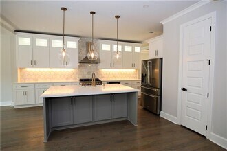 957 Briarcliff Rd NE in Atlanta, GA - Building Photo - Building Photo