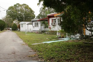 Green Mobile Home Park Apartments