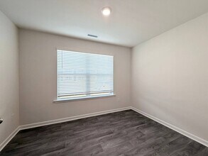 8534 Beckett Chase Wy in Raleigh, NC - Building Photo - Building Photo