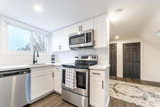 186 Crowland Ave in Welland, ON - Building Photo - Building Photo