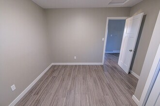 9319-93109 109 Ave in Grande Prairie, AB - Building Photo - Building Photo