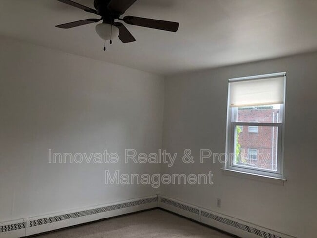 941 Afton St in Philadelphia, PA - Building Photo - Building Photo