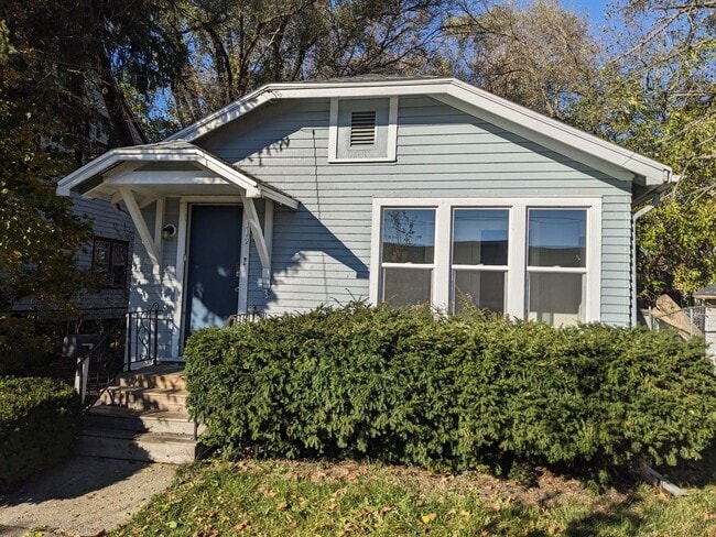 property at 812 Mabel St