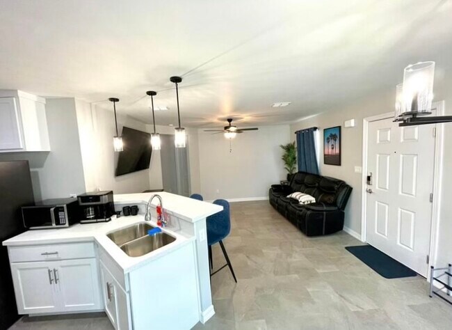 2222 Multi National in Harlingen, TX - Building Photo - Building Photo