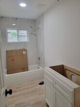 12018 Woolford Dr in Houston, TX - Building Photo - Building Photo