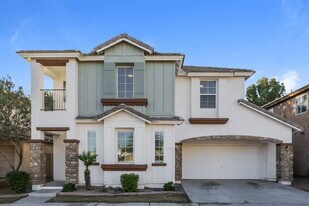 5211 Burton Dr in Phoenix, AZ - Building Photo