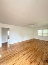 51 Carey St in Elberton, GA - Foto de edificio - Building Photo