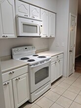 2 Mountain Terrace in Asheville, NC - Building Photo - Building Photo