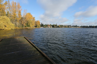 Landing at Angle Lake in Seatac, WA - Foto de edificio - Building Photo