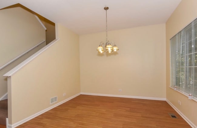 property at 609 N Lyle Ave