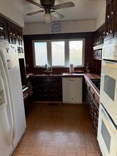 1800 Montgomery Ct in Deerfield, IL - Building Photo - Building Photo