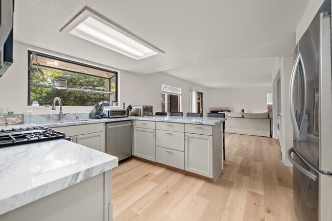 property at 4728 63rd St