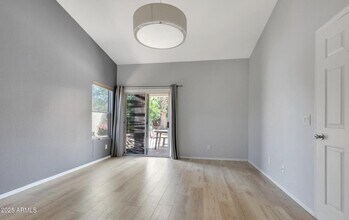 8824 E Mescal St in Scottsdale, AZ - Building Photo - Building Photo
