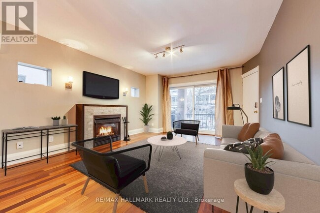 property at 28 Hammersmith Ave