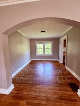 1307 Moss St in Chattanooga, TN - Foto de edificio - Building Photo