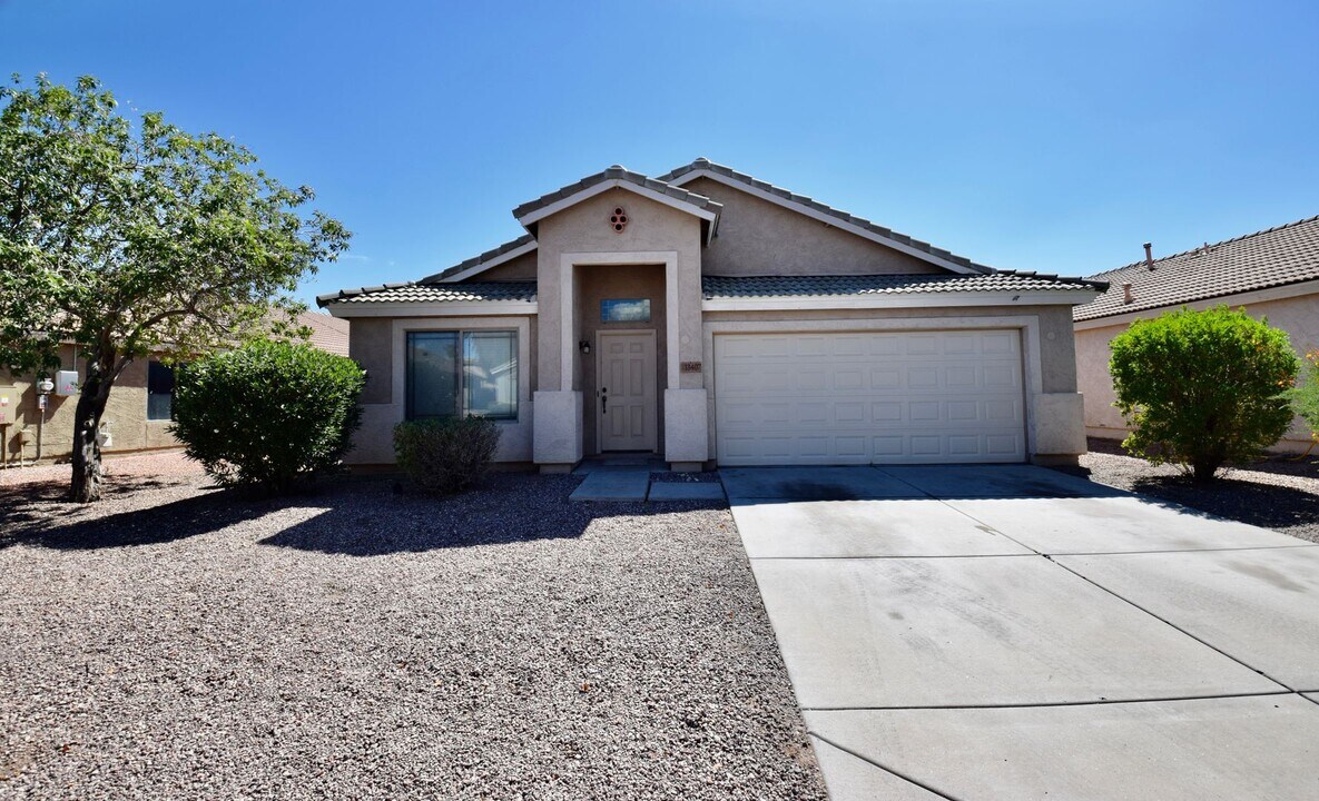 13407 W Ventura St in Surprise, AZ - Building Photo