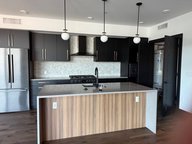 property at 315 N Tracy Ave