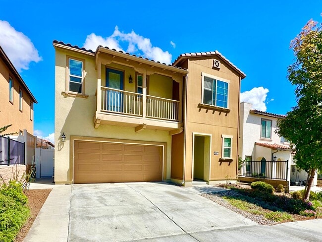 1576 Wildgrove Way in Vista, CA - Building Photo - Building Photo