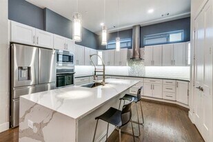 3170 Carmel St in Dallas, TX - Building Photo