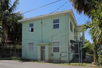 615 20th St in West Palm Beach, FL - Building Photo - Building Photo