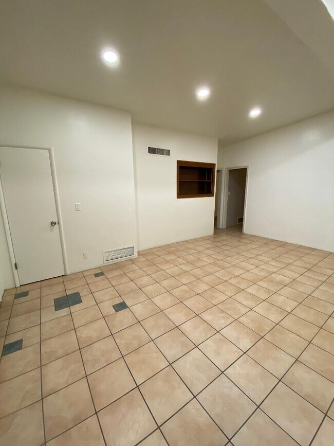 2315 E Glenn St in Tucson, AZ - Building Photo - Building Photo